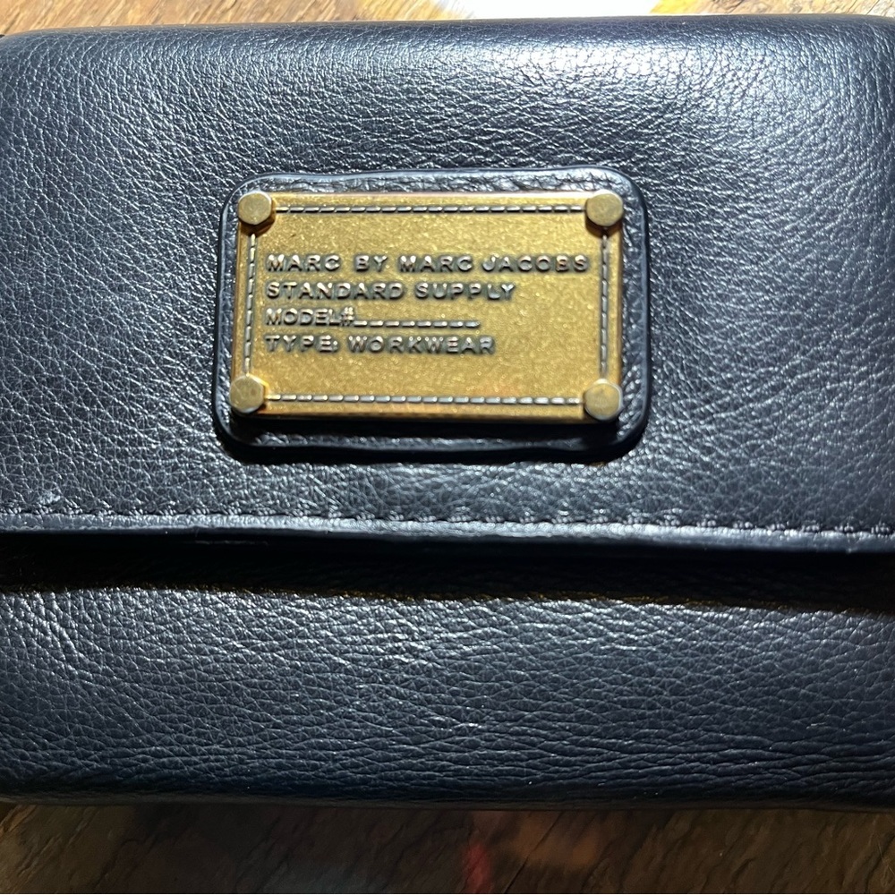 Marc Jacob's leather wallet in black